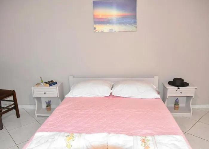 Apart Otel Anemomylos 3*