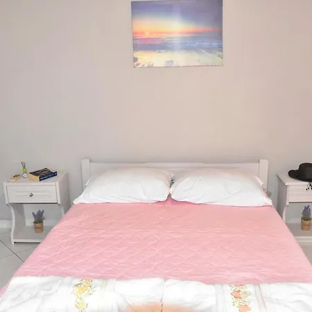 Aparthotel Anemomylos 3*