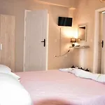 Apart-hotel Anemomylos 3*