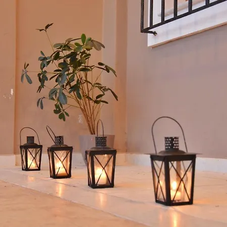 Aparthotel Anemomylos *